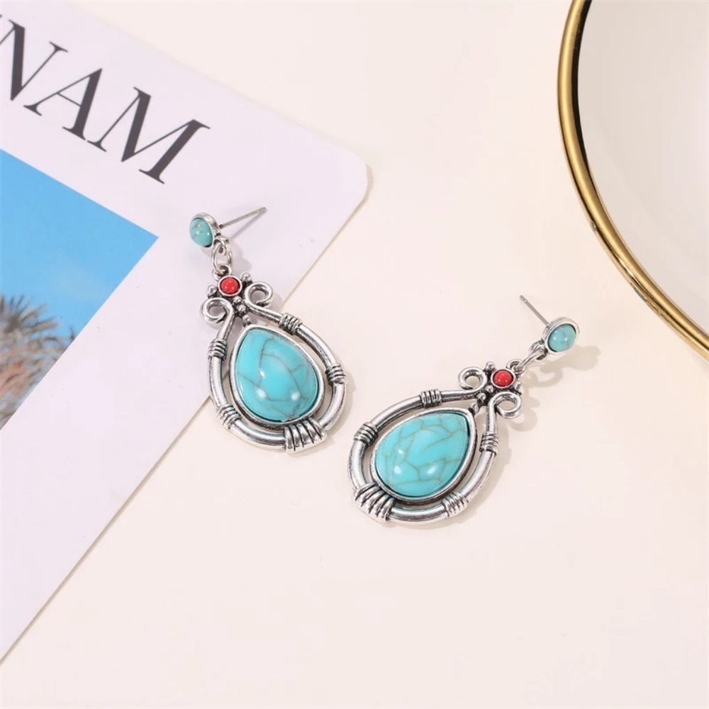 Vintage Tibetan Silver Turquoises Earrings - Picture 2 of 5